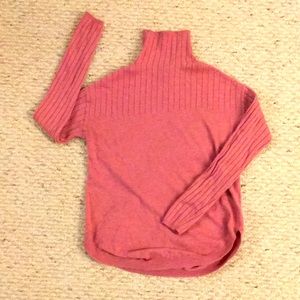 Coral light turtle neck